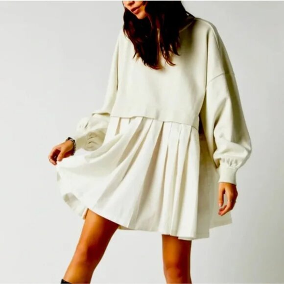 078 Free People Eleanor Oversized Sweatshirt NWT Ivory/White Combo Size Medium - Picture 3 of 5